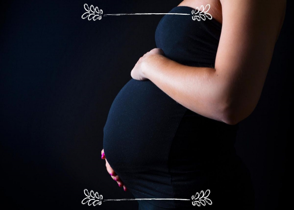 Who can you expect at your birth and what do they do?