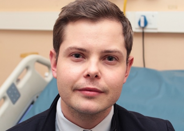 Dokter Gert Steyn gee raad vir brandwonde