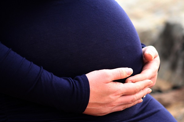 Preparing for your maternity photo shoot – what to expect